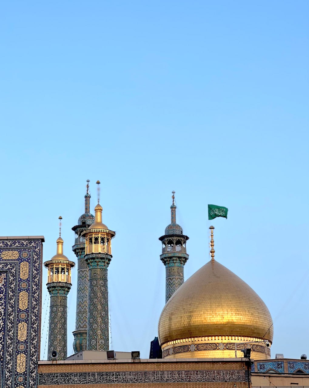 تصویر باکیفیت از حرم حضرت فاطمه معصومه سلام الله علیها